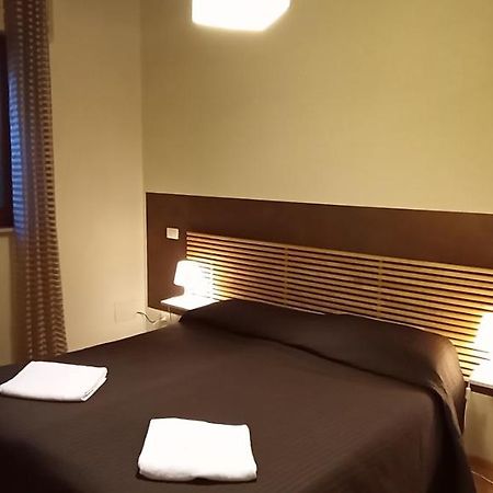 Ai Gabbiani Hotel Verona Buitenkant foto